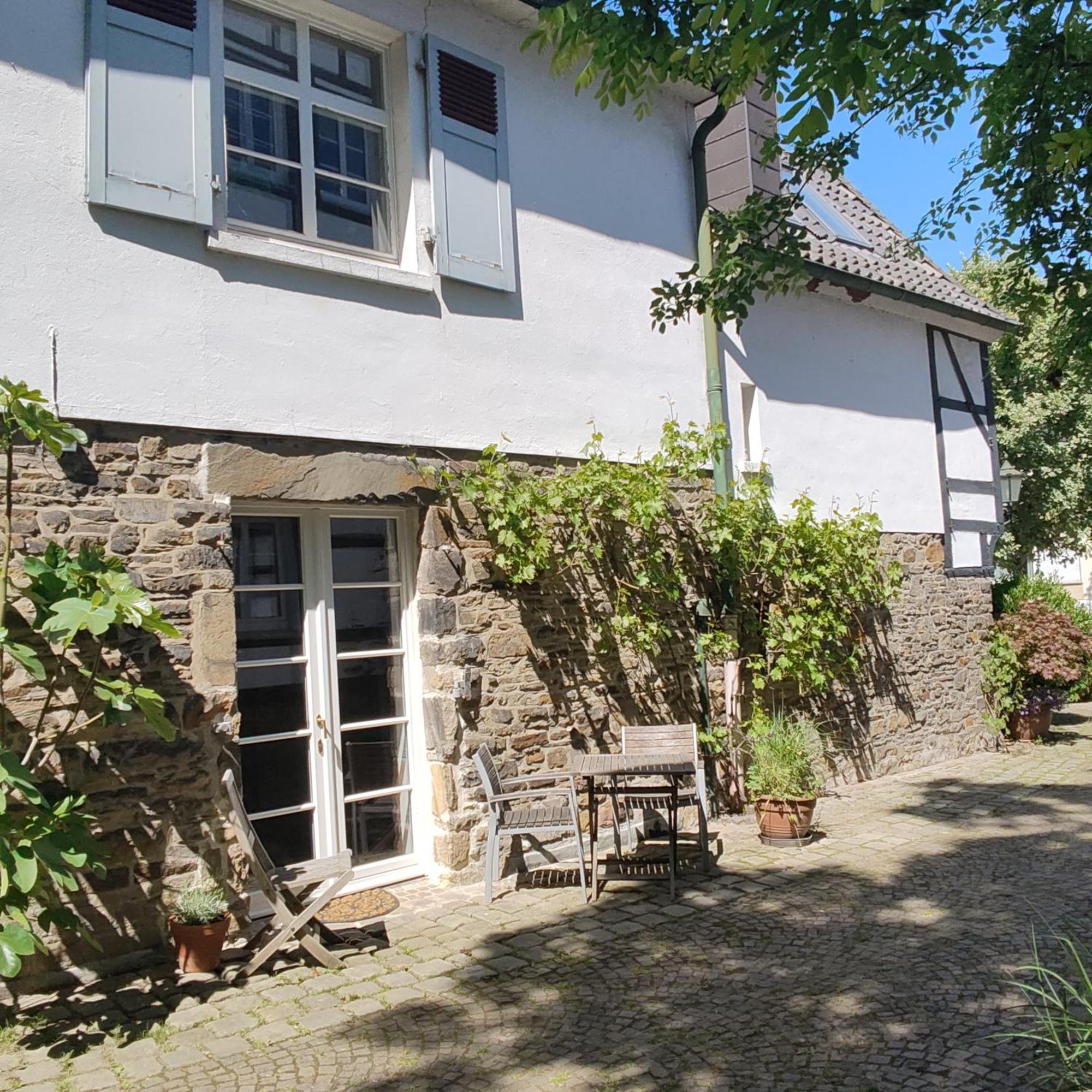 Fuenf Giebel Eck In Der Freiheit Am Ruhrtalradweg Hotel Wetter  Luaran gambar